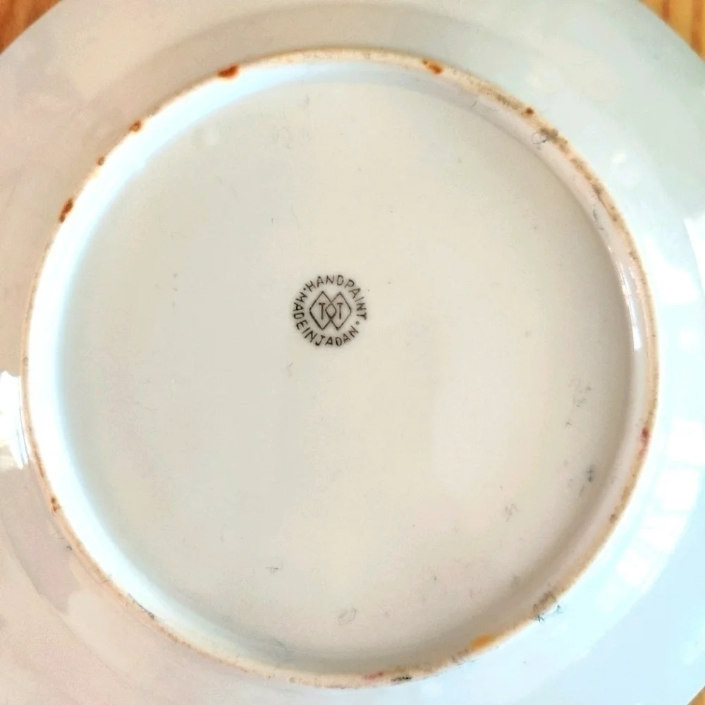 Vintage Takito Japan hand-painted  7.5 inches iridescent plate set lusterware